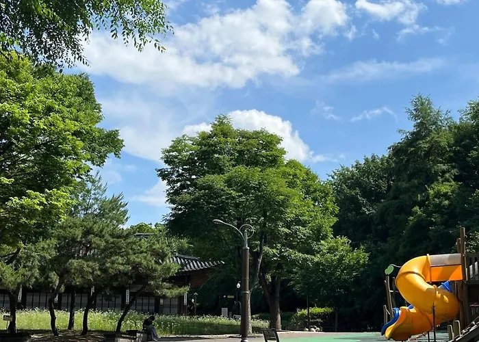 아파트 2br Private House Hansung Near Daehangno & Naksan Park 서울특별시
