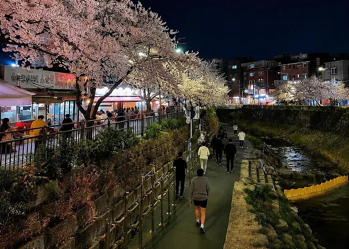 2br Private House Hansung Near Daehangno & Naksan Park *